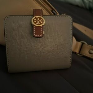 Tory Burch Robinson mini pebbled leather wallet